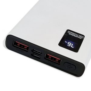 Внешний аккумулятор:DeTech DT-PB266 белый цвет